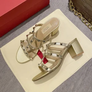 Luxury Women’s Leather Heeled Sandals Silver Rivets